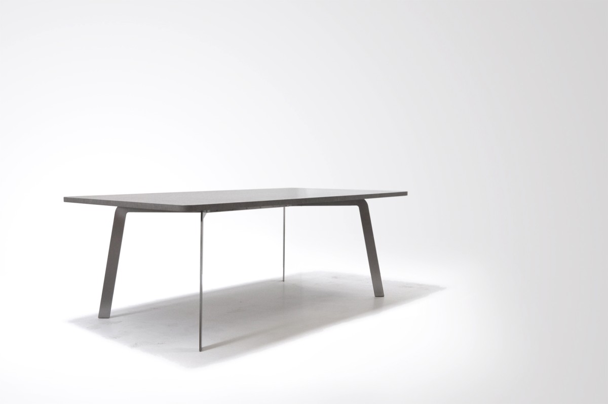 table inox et marbre de Tavel
